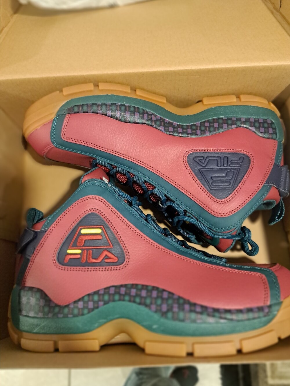 FILA - Men's Grant Hill 2 Shoes (1BM01316 933) Multiple Sizes